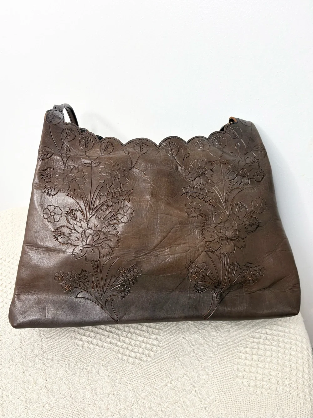 Leaders in Leather Brown Floral Embossed Hobo Shoulder Bag